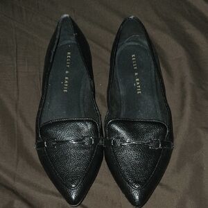 Kelly & Katie Black Pointed Loafers